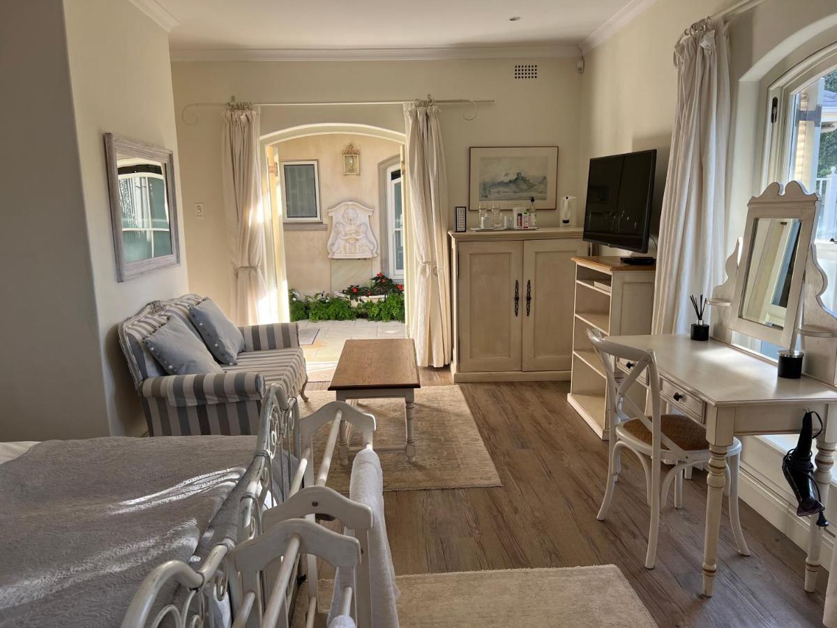 Constantia Valley Lodge Cape Town Exterior photo