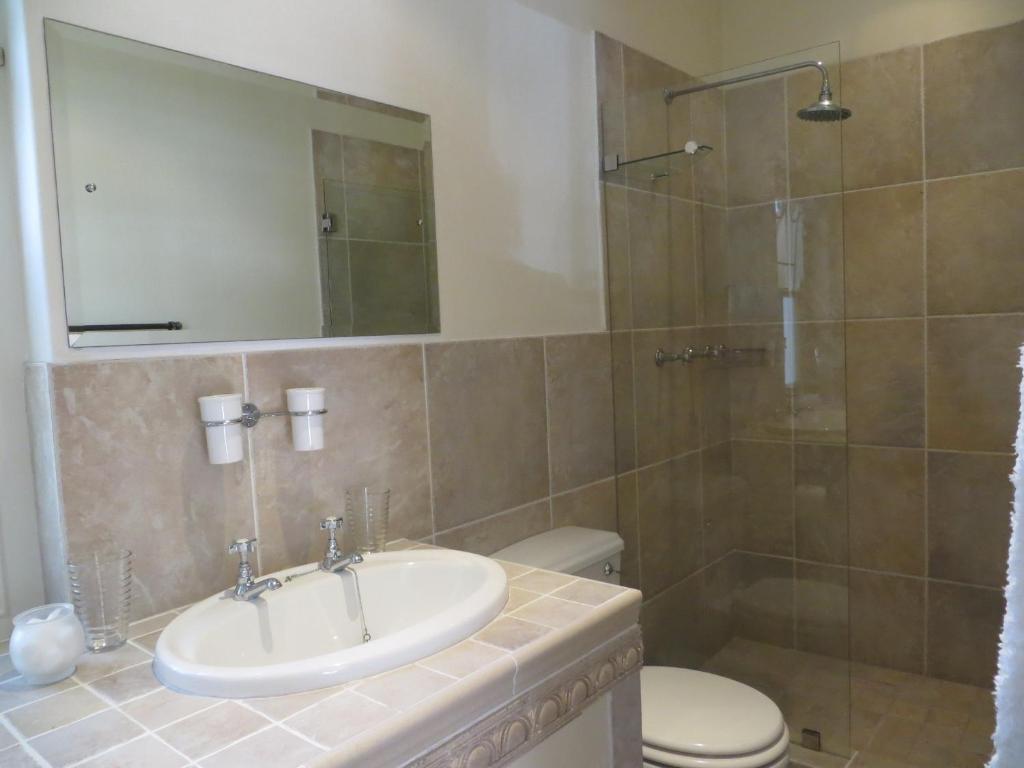 Constantia Valley Lodge Cape Town Room photo